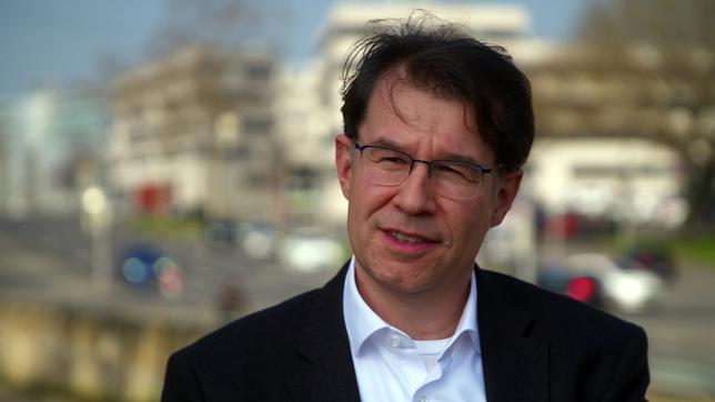 Prof. Carsten Sommer
