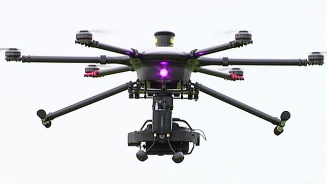 Bild: NDR Drohne am Himmel