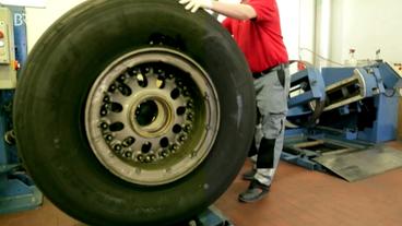 Bild: WDR Flugzeugreifen