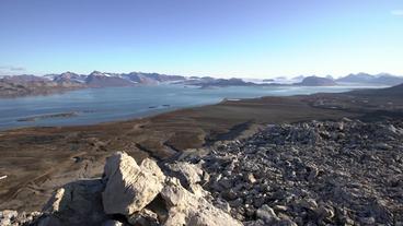 Landschaft in Spitzbergen ohne Eis.