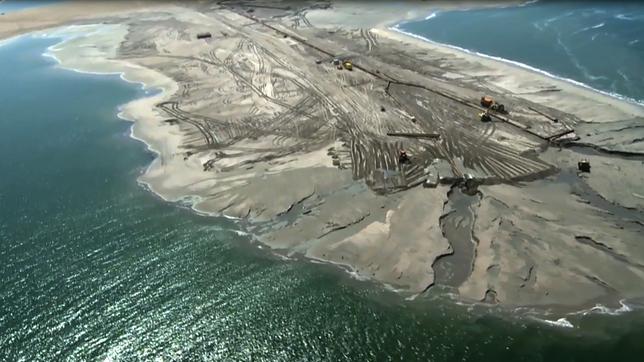 Bild: Rijkswaterstaat Luftaufnahme: Bauarbeiten am Strand