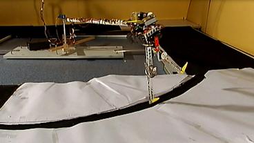 Bild: WDR Technische Studie zum gehenden Roboter.