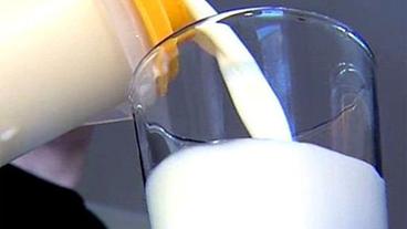 Glas mit Milch