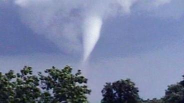 Bild: WDR Ein Tornado über Deutschland