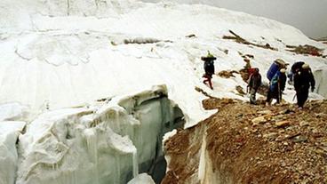 Anstieg über einen Gletscher