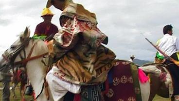 Tibetanischer Reiter mit Tigerfell
