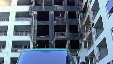 Bild: NDR Vom Brand geschwärzte Fassade