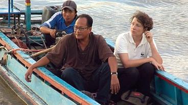 Catherine Zucco in einem Schiff auf dem Mekong
