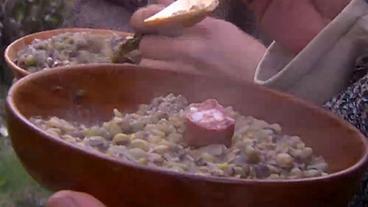 Bild: BR Ein römischer EIntopf mit Wursteinlage