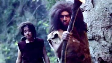 Neandertalermann mit moderner Frau