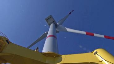 Bild: NDR Ein Offshore-Windrad