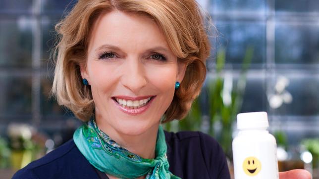 Bild: ARD/Kai Schulz Der Placebo-Effekt ist wissenschaftlich erwiesen: Auch ein Stückchen Zucker, das aussieht wie eine Tablette, kann helfen, dass es uns besser geht. Aber wie kann das sein? Susanne Holst erklärt das Phänomen in "Wissen vor acht - Mensch".