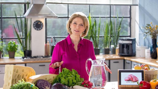 Unser Magen hat so einiges zu verarbeiten. Von Kuchen über Obst bis hin zum saftigen Steak – nichts, was die Magensäure nicht zersetzen kann. Warum wir uns dann nicht selbst verdauen, erklärt Susanne Holst in „Wissen vor acht – Mensch“.