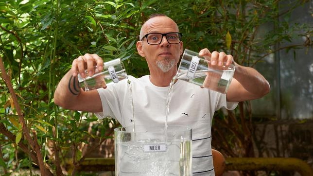 Süßwasserflüsse fließen ins Meer, doch dieses bleibt salzig wie eh und je. Bei "Wissen vor acht - Natur" zeigt Thomas D, wie der Kreislauf von Salz- und Süßwasser funktioniert.