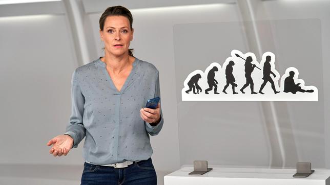 Smartphones verändern das Verhalten von Jugendlichen drastisch – sie gehen weniger aus, sind aber auch weniger glücklich. Welche langfristigen Folgen das für unsere Gesellschaft haben kann,  erklärt Anja Reschke in „Wissen vor acht – Zukunft“.