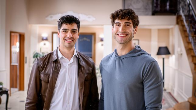 Neu ab Dezember 2022 im "Sturm der Liebe"-Cast: Marcel Zuschlag (l.) und Christopher Jan Busse (r.)