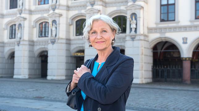 Bild: ARD/Nicole Manthey ARD ROTE ROSEN, Telenovela, 18. Staffel mit neuen Folgen seit (13.10.2020), montags bis freitags um 14.10 Uhr im Ersten.