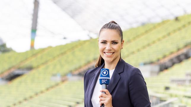 Bild: BR/Markus Konvalin Esther Sedlaczek, Juni 2022