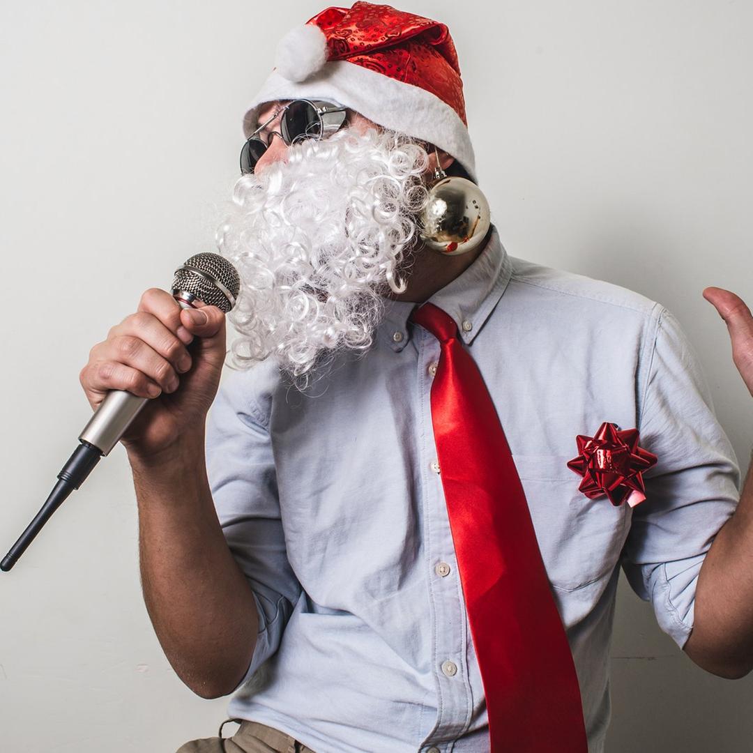 Singing Santa Singing Santa