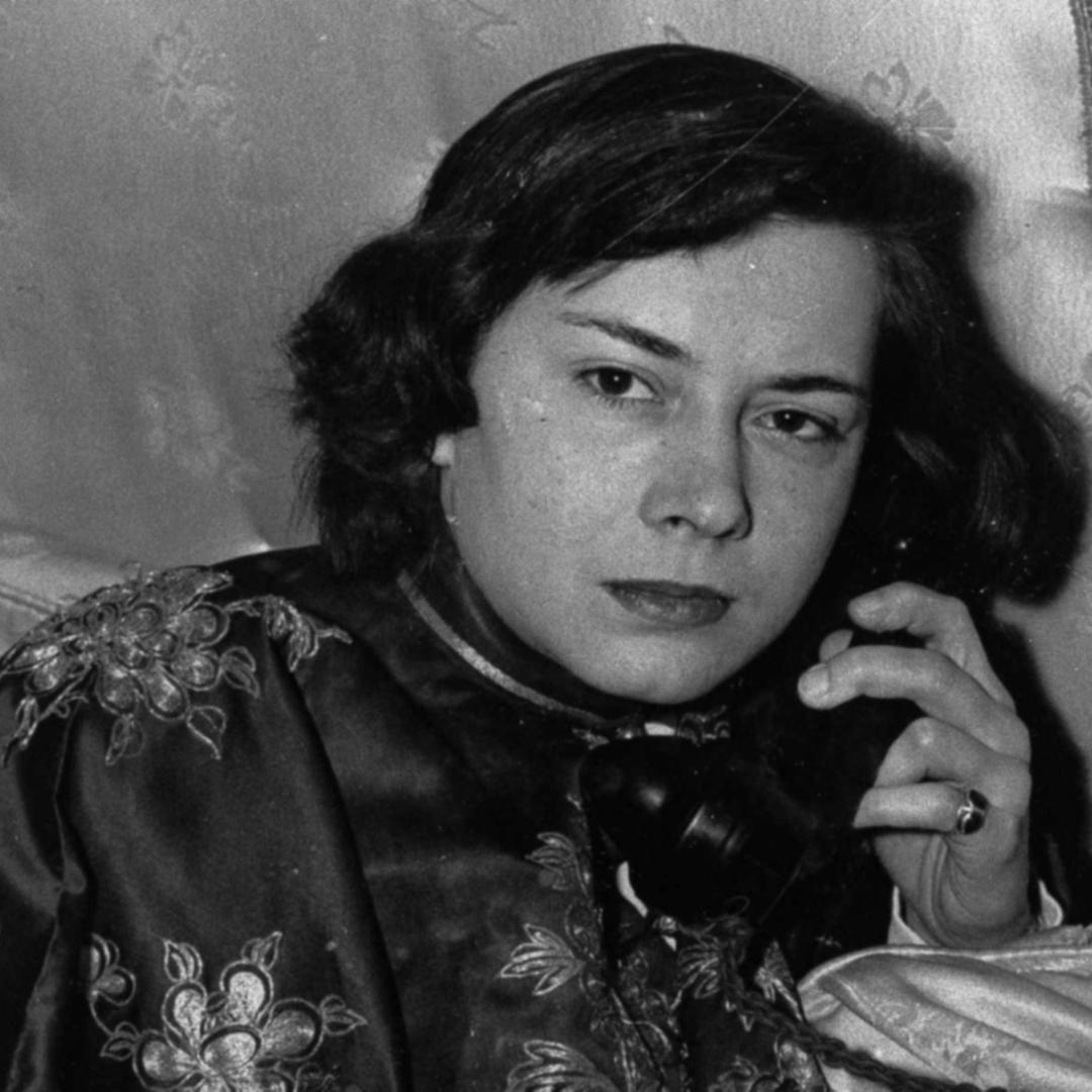 Patricia Highsmith, 27, in ihrem Londoner Apartment Patricia Highsmith, 27, in ihrem Londoner Apartment
