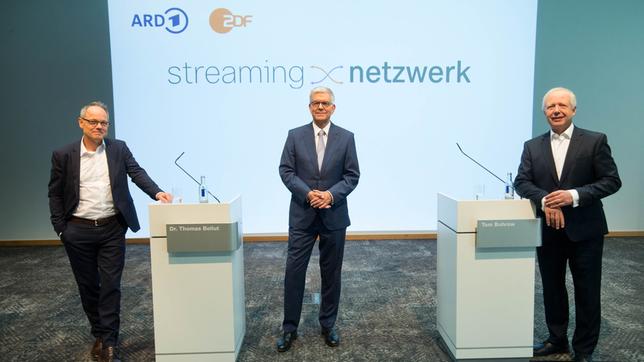 Bild: ZDF/Ralph Orlowski SWR-Intendant Prof. Kai Gniffke, ZDF-Intendant Dr. Thomas Bellut und ARD-Vorsitzender Tom Buhrow
