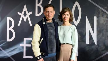 Bild: dpa Volker Bruch als Gereon Rath und Liv Lisa Fries als Charlotte