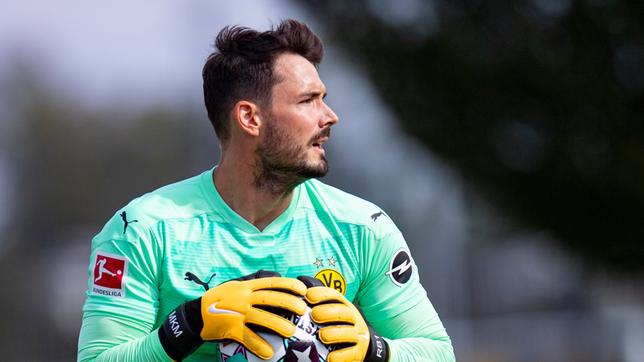 Bild: dpa/Christopher Neundorf Roman Bürki (Borussia Dortmund)