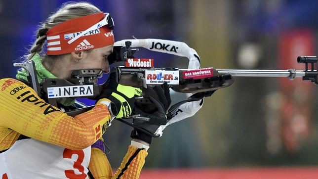 Bild: dpa/nordphoto/Mauelshagen Denise Herrmann beim Schießen