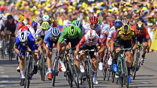 Bild: dpa/Roth/Augenklick Tour der France 2019, Fahrer bei der 16. Etappe