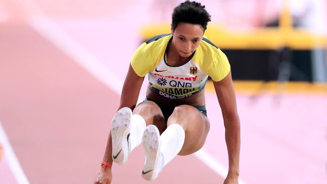 Bild: imago images/Laci Perenyi Malaika Mihambo bei der Leichtathletik-WM in Doha