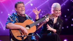Einer der größten deutschen Entertainer wird 70 Jahre alt. Jürgen von der Lippe mit Ina Müller