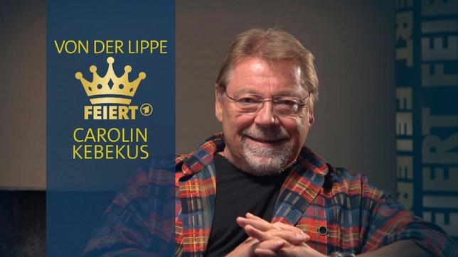 „Ich feiere Carolin Kebekus, weil wir sehr viel gemeinsam haben. Auch den Dachschaden“, sagt Deutschlands bekanntester Fernsehmoderator, Entertainer, Schauspieler, Musiker und Komiker Jürgen von der Lippe über seine jüngere Kollegin Carolin Kebekus.