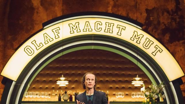 Bild: MDR/Senator Film/Element E/Stephan Flad Olaf Schubert während der Aufzeichnung am 14.03.2017 in der Schaubühne Lindenfels in Leipzig.