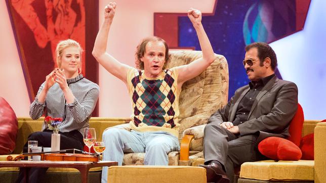 Bild: MDR/Constantin Entertainment/Andreas Wünschirs Olaf verbesser die Welt – Die Schubert-Show: