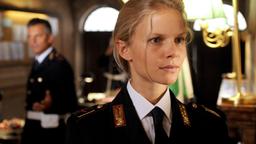 Die junge Polizistin Sofia (Sinja Dieks) wird von der Mafia erpresst.