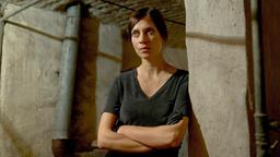 Kriminaltechnikerin Dr. Viktoria Wex (Claudia Eisinger) reist von Berlin nach Pasym. Im Haus ihres Onkels, der seit Tagen vermisst wird, findet sie eine Leiche im Keller.