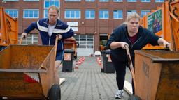 Im Wettstreit mit Dorn (Rainer Strecker) zieht Pamela (Gisela Flake) den Kürzeren.