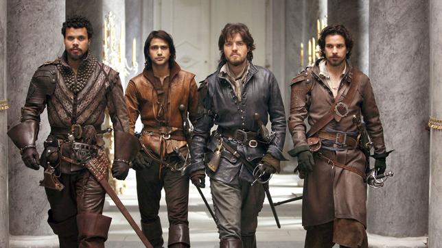 Die Musketiere Aramis, Porthos und Athos sowie deren Mitstreiter D'Artagnan ziehen in den Kampf.