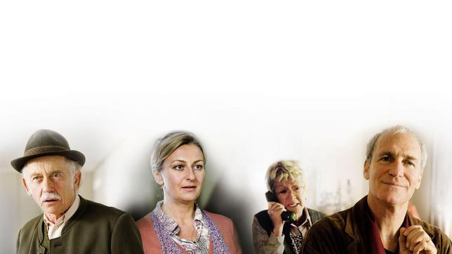Bild: ARD Degeto/BR/Hagen Keller v.l.n.r.: Vater Kluftinger, Erika Kluftinger, Mutter Kluftinger und Dr. Langhammer