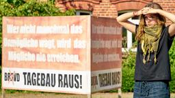 Die schwangere Aktivistin Ceecee (Valerie Stoll) hat im Kampf um ihr Dorf alles gegeben.