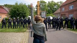 Aktivistin Ceecee (Valerie Stoll) setzt bei der Rettung der Wälder auf die Kraft der Bilder.