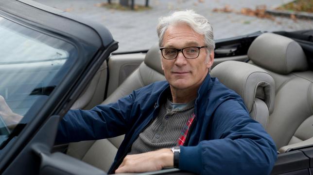 Bild: ARD Degeto/Thorsten Jander Alex (Walter Sittler) ist der heimliche Verehrer.