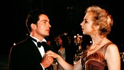 Alina Gräfin von Maisach (Franziska Ball) macht sich grosse Hoffnungen, doch Graf Carl von Wildberg-Reutlingen (Pascal Breuer) hat sich in eine andere verliebt.
