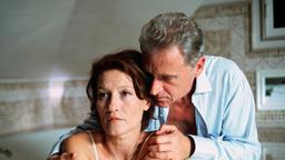 Arthur (Robert Atzorn) kämpft um die Liebe seiner Frau Julia (Suzanne von Borsody).