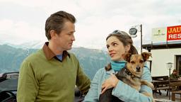 Auf der Fahrt nach Italien kommen Susanne (Rebecca Immanuel) und ihr Ex-Mann Jan (Timothy Peach) sich wieder näher.