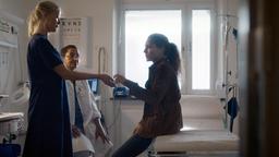 Maria Wern beim Arzt