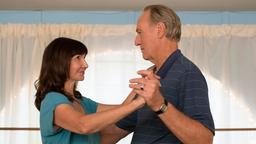 Carol (Mary Steenburgen) geht mit ihrem Mann Bruce (Craig T. Nelson) zum Tanzkurs.