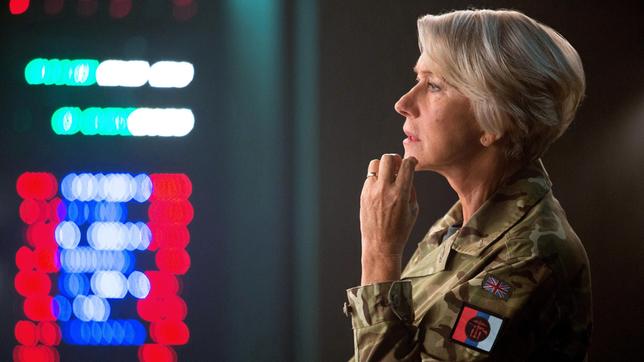 Bild: ARD Degeto/Square One Colonel Katherine Powell (Helen Mirren) möchte den tödlichen Einsatz um jeden Preis.