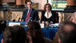Deborah E. Lipstadt (Rachel Weisz) und ihr Anwalt Anthony Julius (Andrew Scott) stehen unter Druck: Sie müssen beweisen, dass der Holocaust stattgefunden hat.