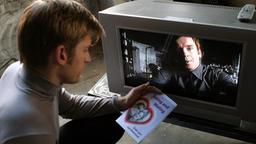 TOT ODER TORTE: Der Auftragskiller Björn (Nikolaj Coster-Waldau) versucht seinen Kollegen Milo (Damian Lewis) aufzuspüren.